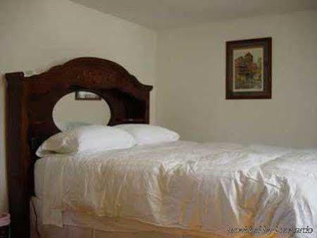 The Sunny Grange Bed & Breakfast Campton Oda fotoğraf
